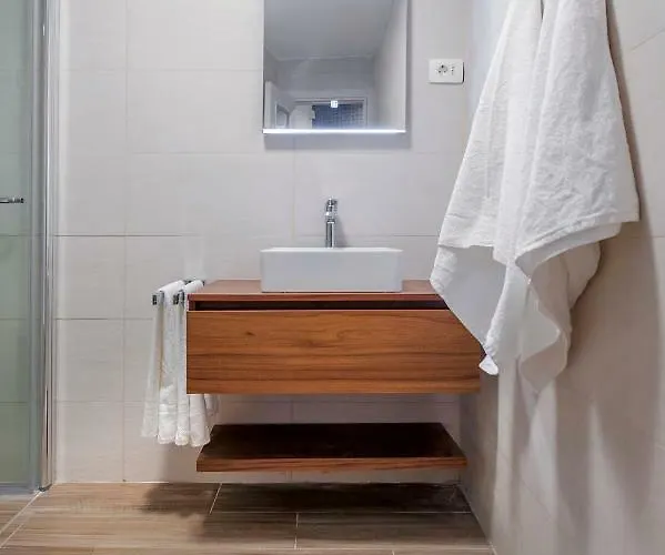 Harmony In Blue 아파트 *