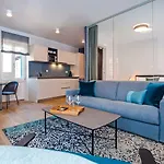 Harmony In Blue Apartment